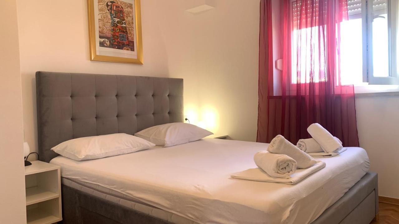 Apartments Istarska Street (Adults Only) スプリト エクステリア 写真