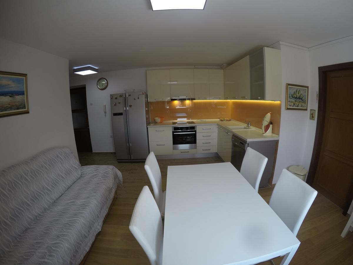 Apartments Istarska Street (Adults Only) スプリト エクステリア 写真