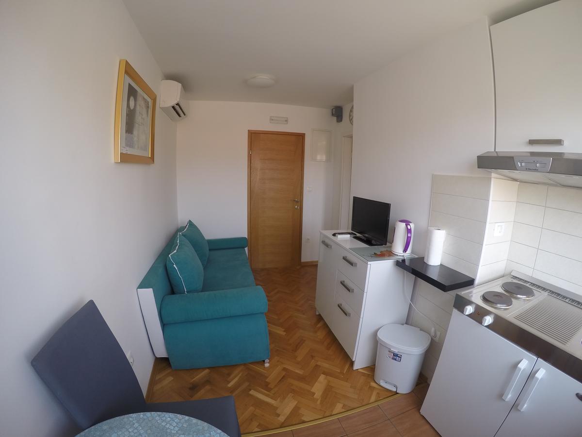 Apartments Istarska Street (Adults Only) スプリト エクステリア 写真